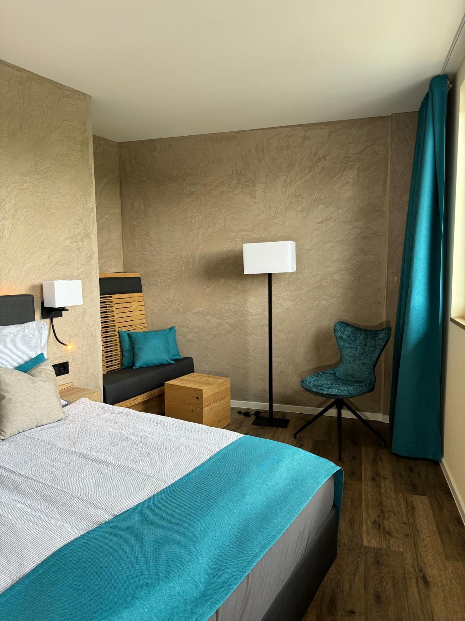 Veenland Hotel Haren Extérieur photo